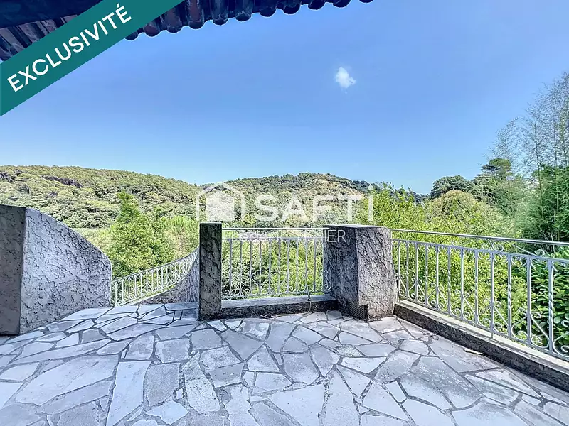 Maison, 177 m²