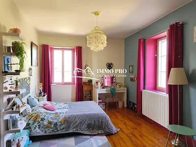 Maison, 250 m²