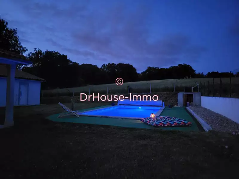 Maison, 137 m²
