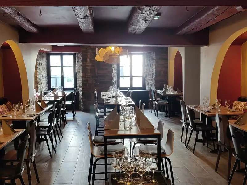 Divers, 280 m²