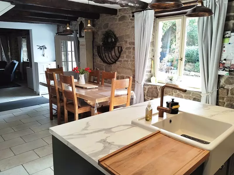 Maison, 99 m²