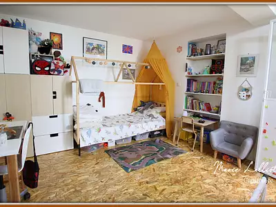 Maison, 176 m²