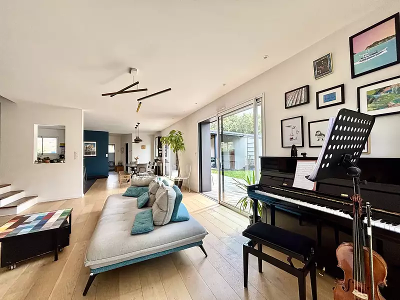 Maison, 151 m²