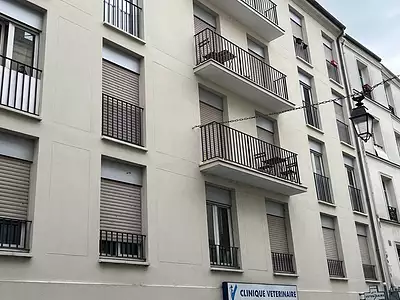 211 470 € 8 345 €/m² Appartement • 25,34 m² • 1 pièce Saint-Cloud (92210)