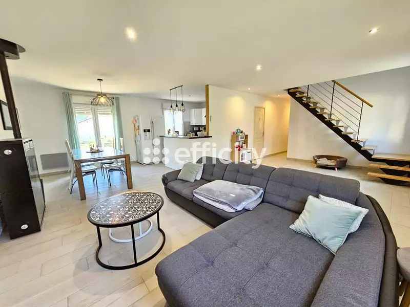 Maison, 113 m²