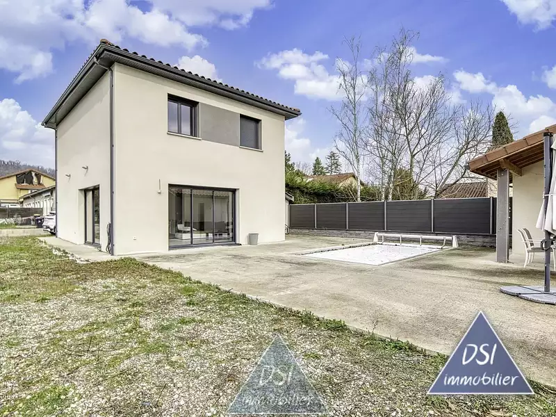 Maison, 122 m²