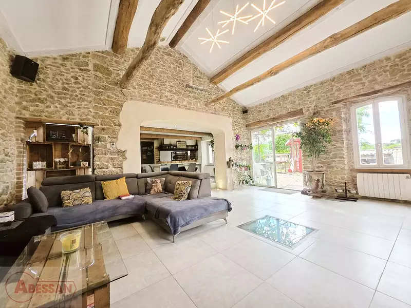 Maison, 457 m²