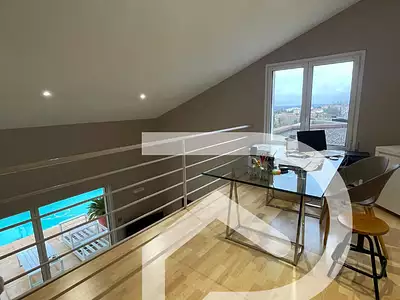 Maison, 170 m²