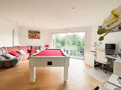 Maison, 242 m²