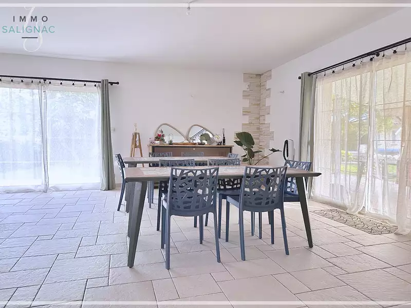 Maison, 181 m²