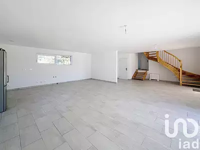 Maison, 210 m²