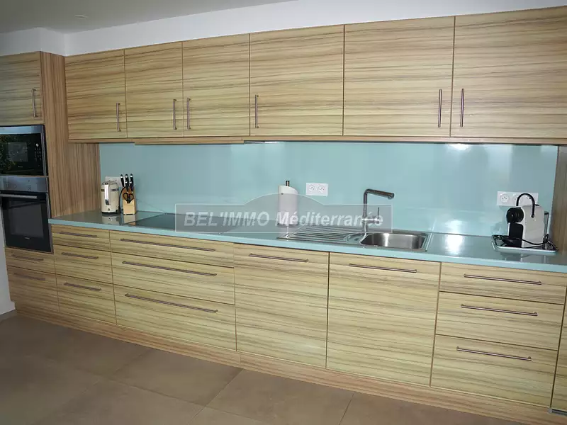 Maison, 300 m²