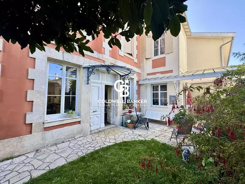 Maison, 191 m²