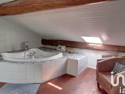 Maison, 167 m²