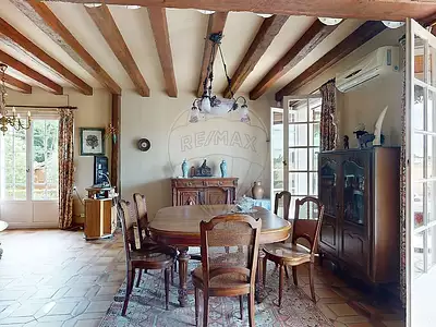 Maison, 197 m²