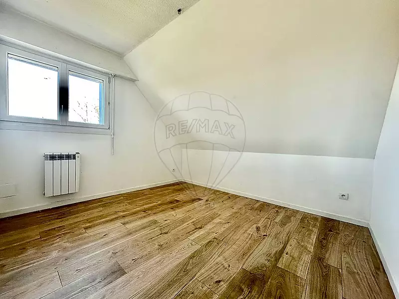 Maison, 185 m²