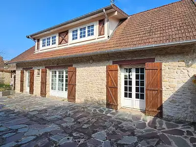 Maison, 253 m²