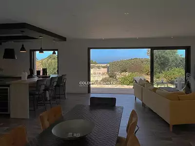 Maison, 168 m²