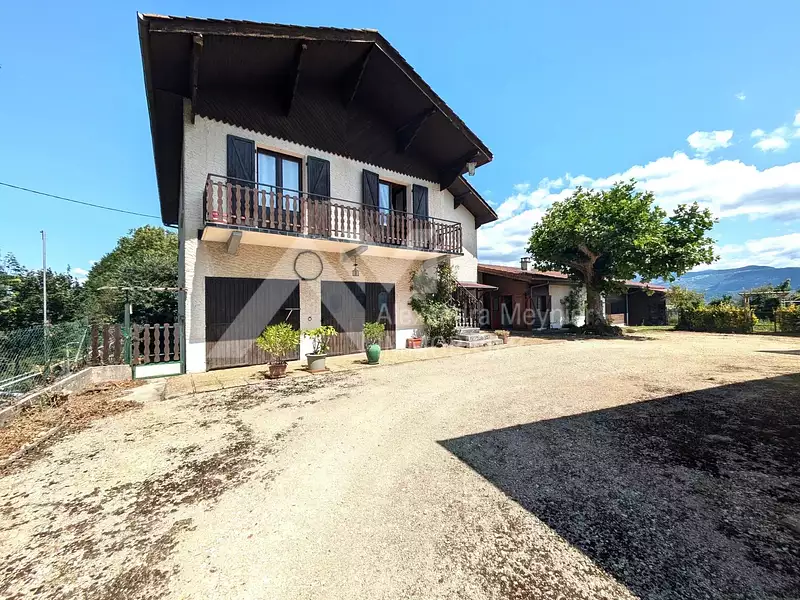 Maison, 230 m²