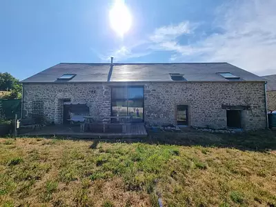 Maison, 196 m²