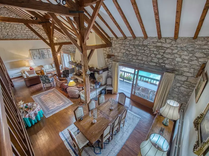 Maison, 388 m²
