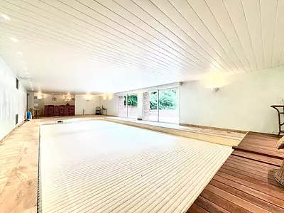Maison, 390 m²