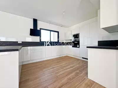 Maison, 122 m²