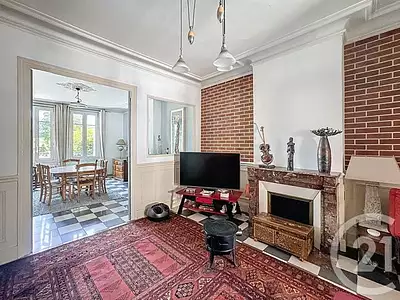Maison, 180 m²