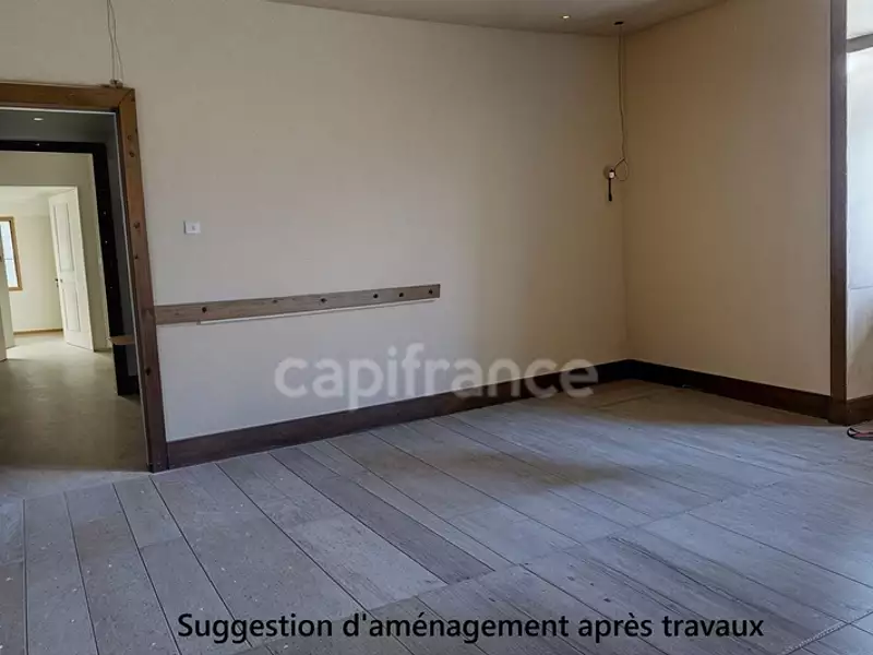 Maison, 220 m²