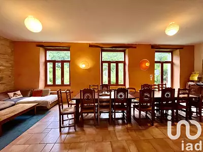 Maison, 628 m²
