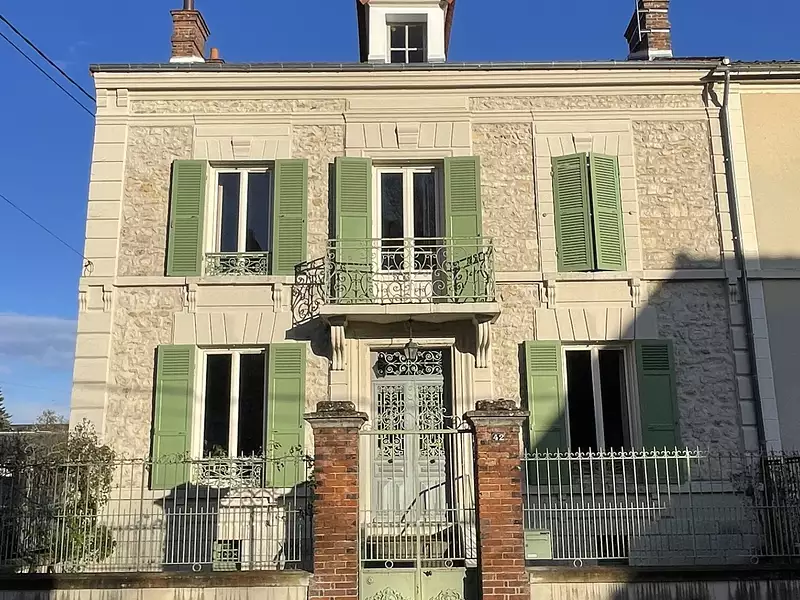 Maison, 180 m²