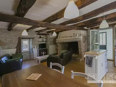 Maison, 248 m²