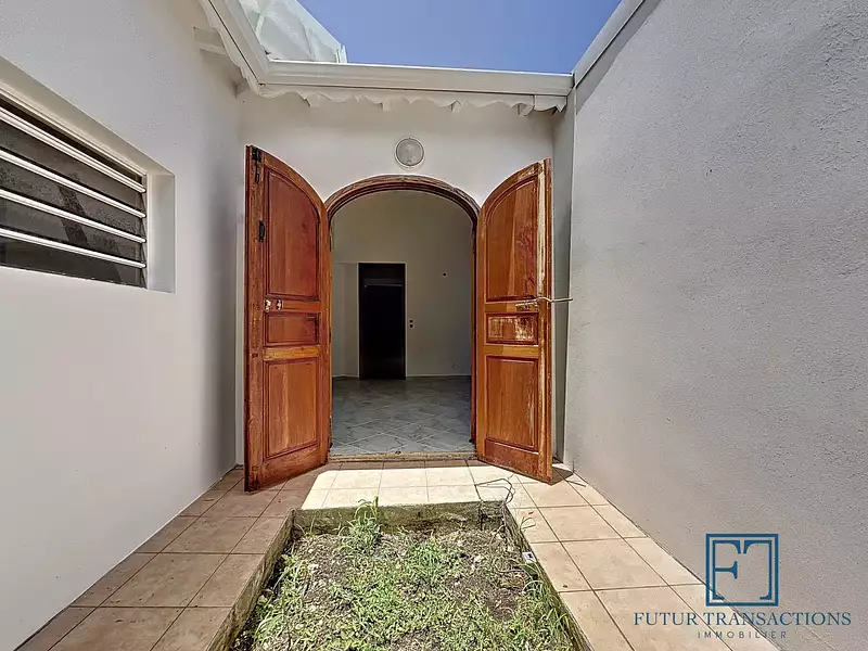 Maison, 232,86 m²