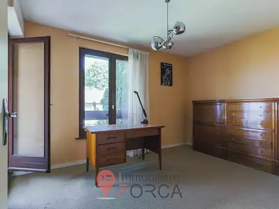 Maison, 166 m²