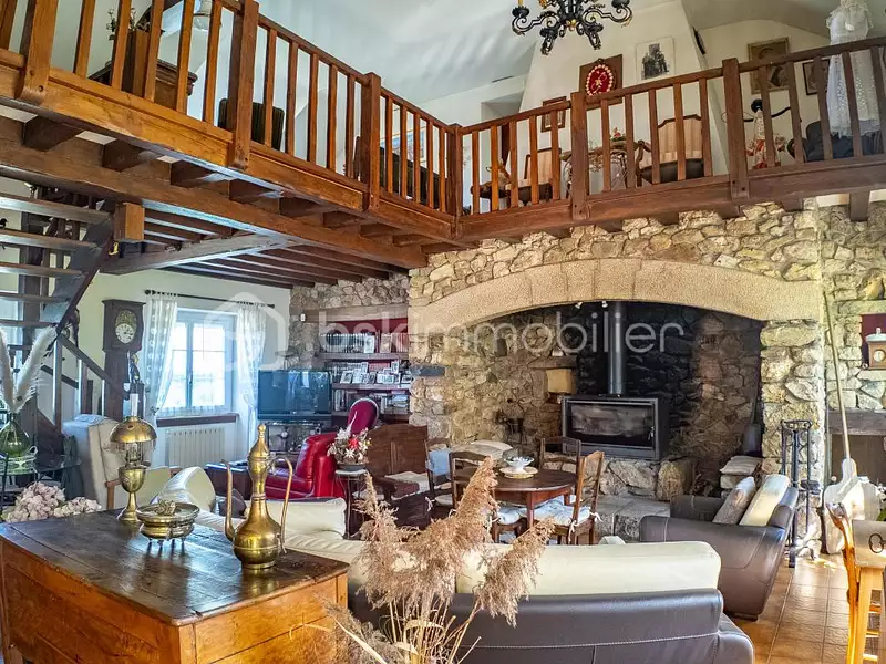 Maison, 283 m²