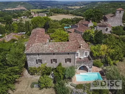 Maison, 331 m²