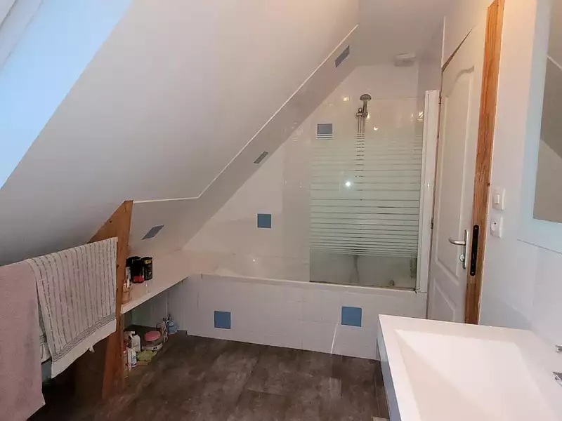 Maison, 190 m²