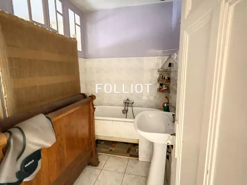 Immeuble, 80 m²