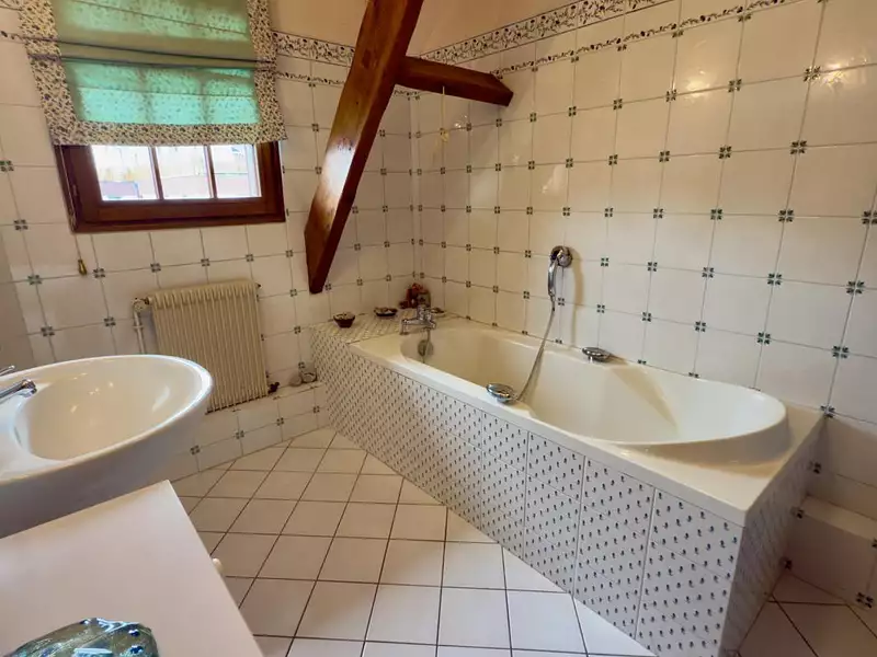 Maison, 176 m²