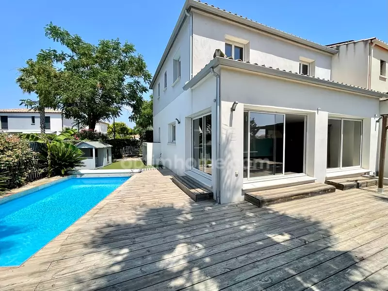 Maison, 113 m²