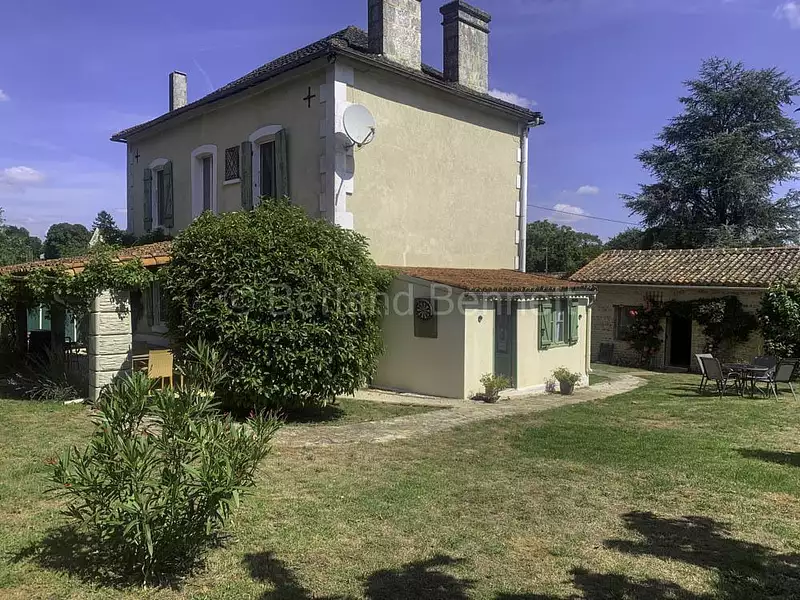 Maison, 161 m²