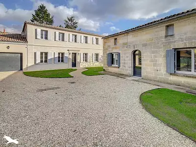 Maison, 280 m²