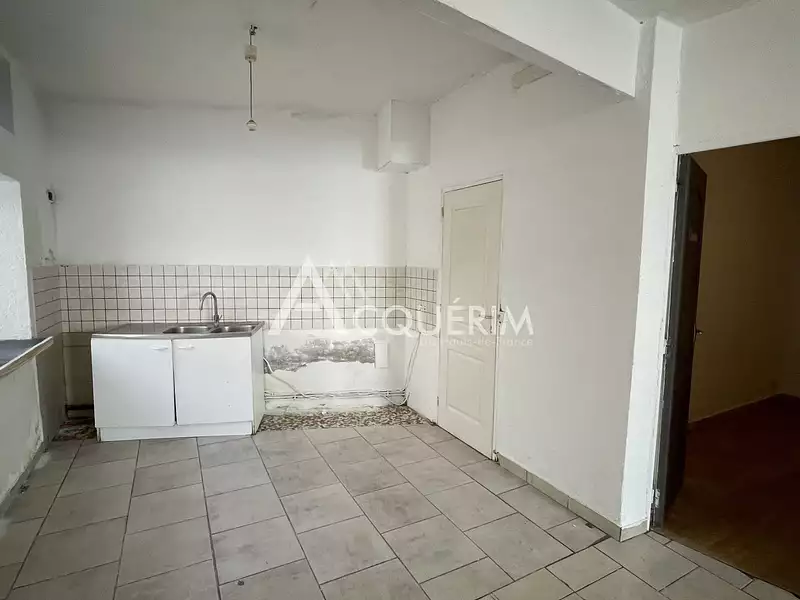 Immeuble, 135 m²