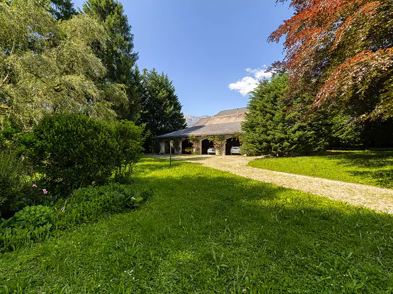 Maison, 390,6 m²