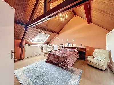Maison, 250 m²