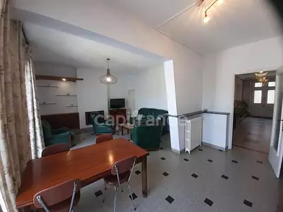 Maison, 198 m²