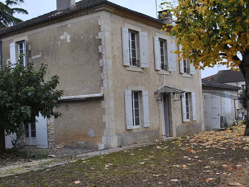 Maison, 240 m²