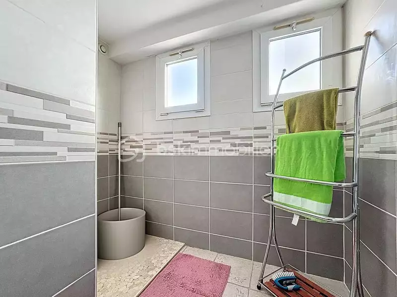 Immeuble, 500 m²