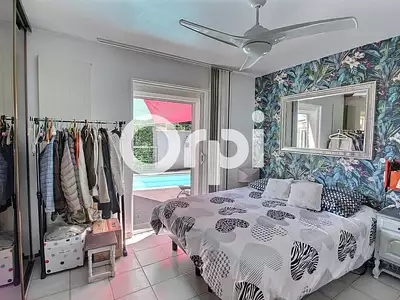 Maison, 200 m²