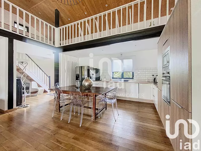 Maison, 165 m²